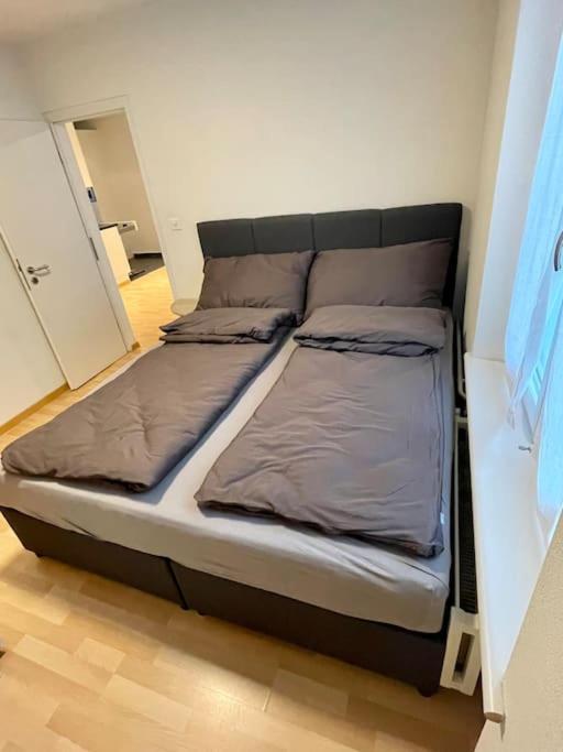 ציריך Gemuetliche Wohnung An Bester Lage Im Kreis 4 מראה חיצוני תמונה